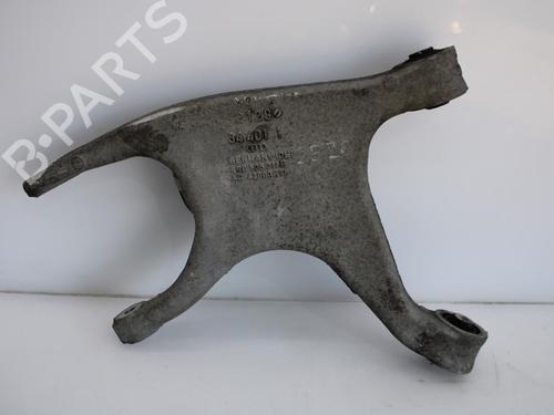 Used Right rear suspension arm AUDI Q5 (8RB) 2.0 TDI quattro (170 hp) 10119386