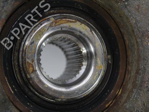 Left front steering knuckle HYUNDAI SANTA FÉ II (CM) 2.2 CRDi GLS 4x4 | BP10121686M25 