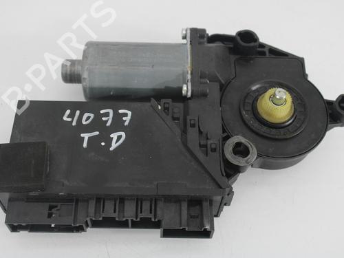 Used Right rear window motor VW TOUAREG (7LA, 7L6, 7L7) 3.0 V6 TDI (240 hp) 12945961