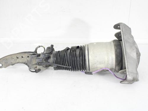 Used Left front shock absorber Left front shock absorber VW TOUAREG (7LA, 7L6, 7L7) 5.0 V10 TDI (313 hp) 33677911 33677911