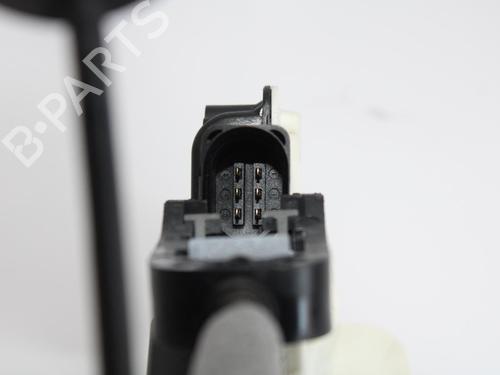 Rear left lock VW TIGUAN (5N_)  | BP10119264C100 