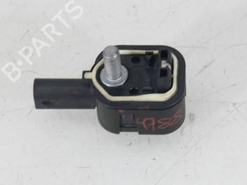 Used Electronic sensor BMW 5 (F10) 520 d (184 hp) 30135325