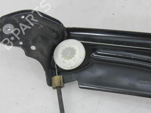 Front left window mechanism BMW 5 (F10) 520 d | BP30110632C22