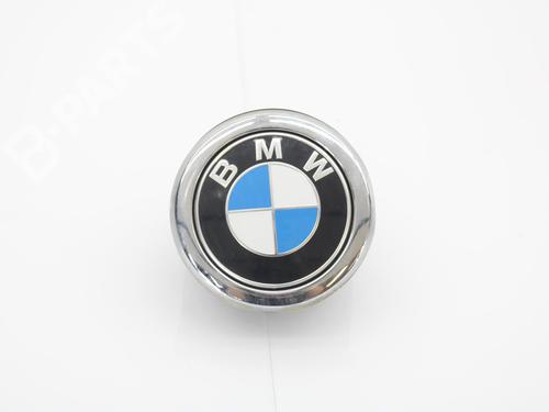 tailgate-handle-bmw-1-f21-116-d-7248535-2011-2012-2013-2014-2015-2016-2017-2018-2019-10321543 main image