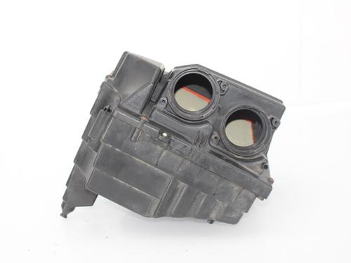 Used Air filter box LAND ROVER RANGE ROVER SPORT I (L320) 3.0 D 4x4 (245 hp) 14987630