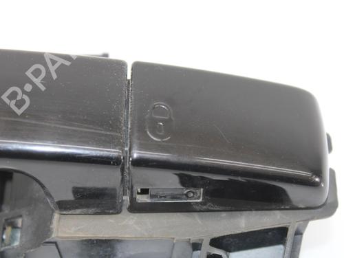 Used Front left exterior door handle LAND ROVER FREELANDER 2 (L359) 2.2 TD4 4x4 (150 hp) 13312460