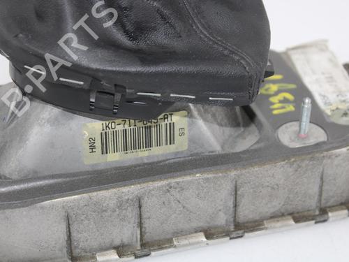 Gear lever SEAT LEON (1P1) 2.0 TDI 16V | BP15688366M90 