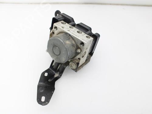 Used ABS pump RENAULT KANGOO / GRAND KANGOO II (KW0/1_) 1.5 dCi 90 (KW05, KW08, KW0G, KW11) (90 hp) 10122181