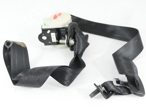 Sikkerhetsbelte bak høyre MAZDA 2 (DY) 1.4 CD (68 hp) 22304783