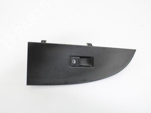 Used Right front window switch Right front window switch SEAT LEON (1P1) 1.9 TDI (105 hp) 10985941 10985941