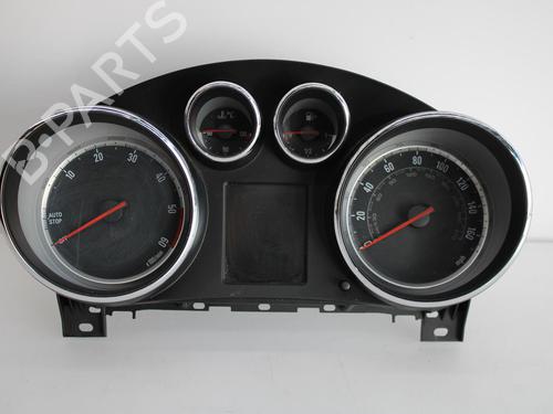 Used Instrument cluster OPEL INSIGNIA A (G09) 2.0 CDTI (68) (110 hp) 10119656