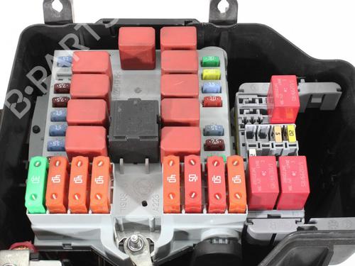 Used Fuse box Fuse box 37074685 37074685