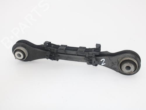 Højre bagtil bærearm BMW 1 (F21) 116 d (116 hp) 12508812