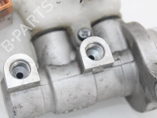 Used Brake master cylinder HYUNDAI i30 Estate (GD) [2012-2025]  13904657