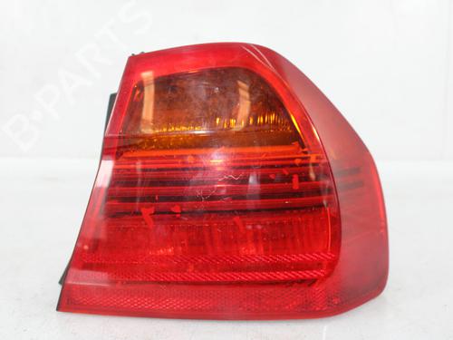 Used Right taillight BMW 3 (E90) 318 d (143 hp) 22305586