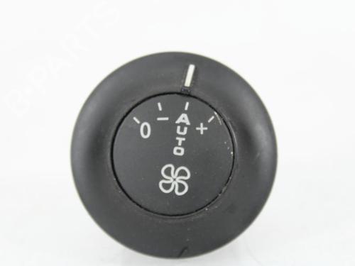 Commande Chauffage FIAT ULYSSE (179_) 2.0 (179BXA11, 179BXA1A) (136 hp) 22303674