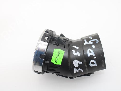 Air vent PEUGEOT 308 I (4A_, 4C_) 1.6 HDi | BP12268532I21