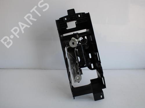 Hand brake SEAT LEON (1P1) 1.6 TDI | BP10119574I18 