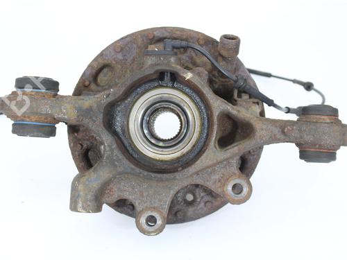 Used Right rear steering knuckle LAND ROVER RANGE ROVER SPORT I (L320) 3.0 D 4x4 (245 hp) 15185135