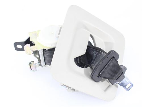 Used Rear center seatbelt PEUGEOT 5008 (0U_, 0E_) 1.6 HDi (110 hp) 15763844