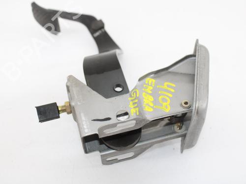 Clutch pedal MITSUBISHI GRANDIS (NA_W) 2.0 DI-D (NA8W) | BP15660832I13 