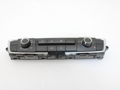 Used Climate control BMW 1 (F21) 116 d (116 hp) 12458029
