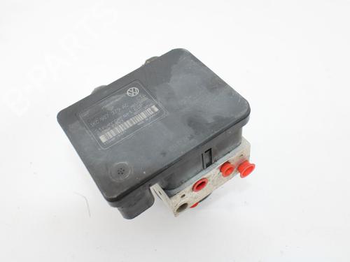 Used ABS pump VW TOURAN (1T1, 1T2) 2.0 TDI 16V (140 hp) 15670913