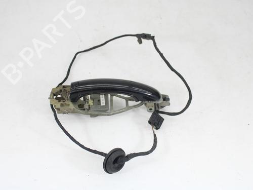 Used Front left exterior door handle VW TOUAREG (7LA, 7L6, 7L7) 5.0 V10 TDI (313 hp) 30377756