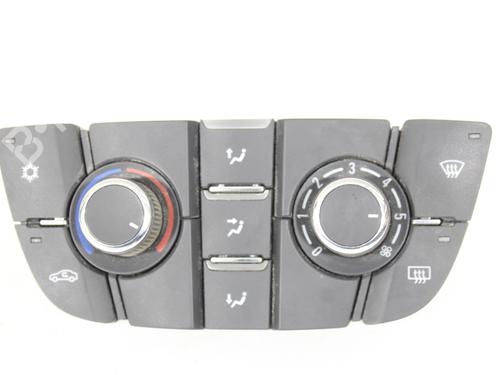 AC-Styringsenhed/Manøvreenhed OPEL ASTRA J (P10) 1.6 SIDI (68) (170 hp) 17072217