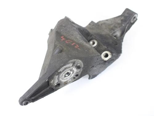Used Engine mount LAND ROVER DISCOVERY IV (L319) 3.0 SDV6 4x4 (256 hp) 17018580