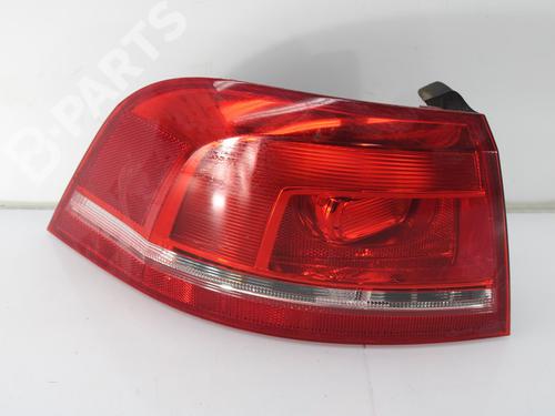 Used Left taillight Left taillight VW PASSAT B7 Variant (365) 2.0 TDI (177 hp) 10119324 10119324
