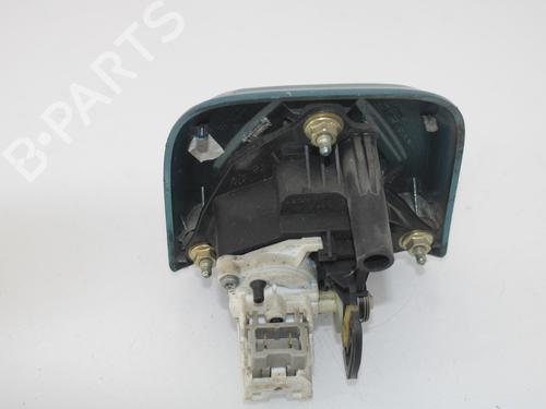 Used Tailgate handle RENAULT CLIO II (BB_, CB_) 1.2 16V (BB05, BB0W, BB11, BB27, BB2T, BB2U, BB2V, CB05,... (75 hp) 12981572
