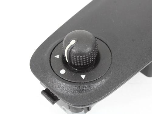 Left front window switch PEUGEOT BOXER Van 2.0 BlueHDi 130 | BP37074671I27 - Image 2