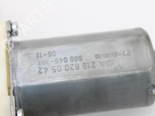 Left rear window motor MERCEDES-BENZ CLS (C219) CLS 320 CDI (219.322) | BP11924427E23 