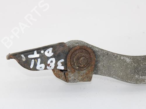 Used Right rear suspension arm MERCEDES-BENZ CLS (C219) CLS 320 CDI (219.322) (224 hp) 14175651
