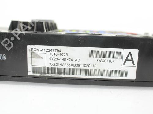 Fuse box JAGUAR XF I (X250) 3.0 D | BP22306288E1 