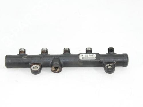 Used Injection rail FIAT ULYSSE (179_) 2.0 (179BXA11, 179BXA1A) (136 hp) 22303868