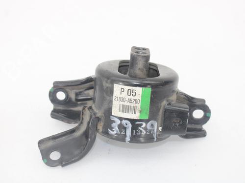 Used Engine mount HYUNDAI i30 Estate (GD) [2012-2025]  13904650