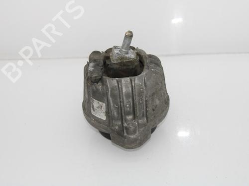 Used Engine mount BMW 3 (E90) 320 d (163 hp) 10124834