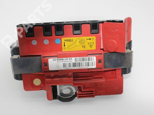 Used Fuse box Fuse box BMW X6 (E71, E72) xDrive 35 d (286 hp) 10749696 10749696