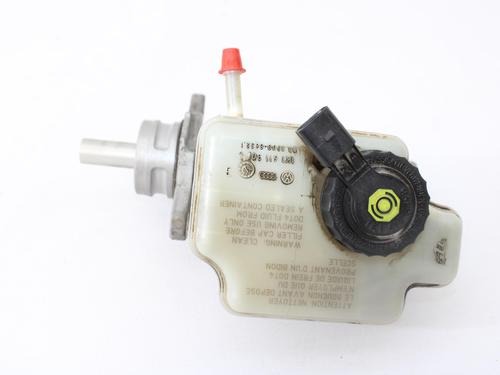 Used Brake master cylinder SEAT LEON (1P1) 2.0 TDI 16V (140 hp) 15637347