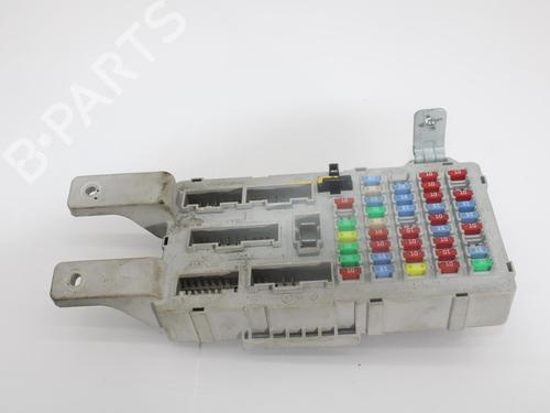 Used Fuse box HYUNDAI SANTA FÉ II (CM) 2.2 CRDi GLS (150 hp) 12268751