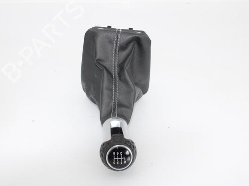 Used Shift knob VW GOLF VII (5G1, BQ1, BE1, BE2) 2.0 GTD (184 hp) 12268343