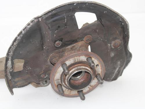 Right front steering knuckle LAND ROVER RANGE ROVER SPORT I (L320) 3.0 D 4x4 | BP15073479M26 