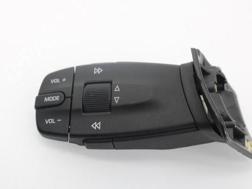 Used Steering wheel controls SEAT IBIZA IV SC (6J1, 6P5) [2008-2018]  10121269
