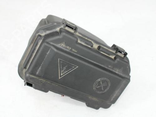 Sikringsdose BMW 1 (F20) 116 d (116 hp) 22305987