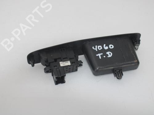 Used Right rear window switch NISSAN QASHQAI / QASHQAI +2 I (J10, NJ10, JJ10E) 1.5 dCi (110 hp) 13029030