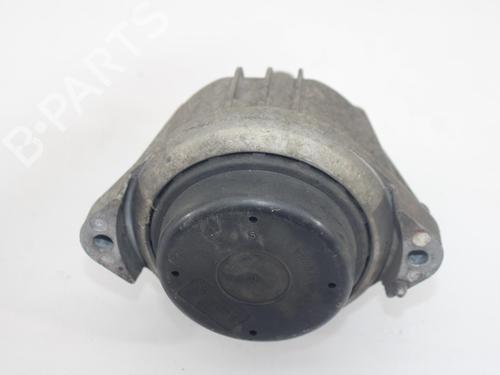 Used Engine mount BMW 1 (E87) 118 d (143 hp) 15940145