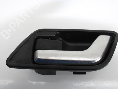 Used Front left interior door handle LAND ROVER FREELANDER 2 (L359) 2.2 TD4 4x4 (150 hp) 11293610