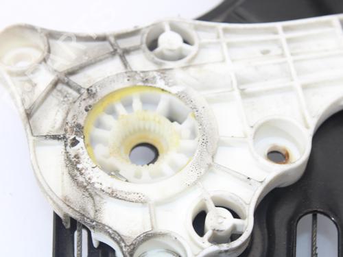 Front right window mechanism BMW 1 (E87) 118 d | BP11791664C23 